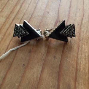 Clips onyx with macasit stones